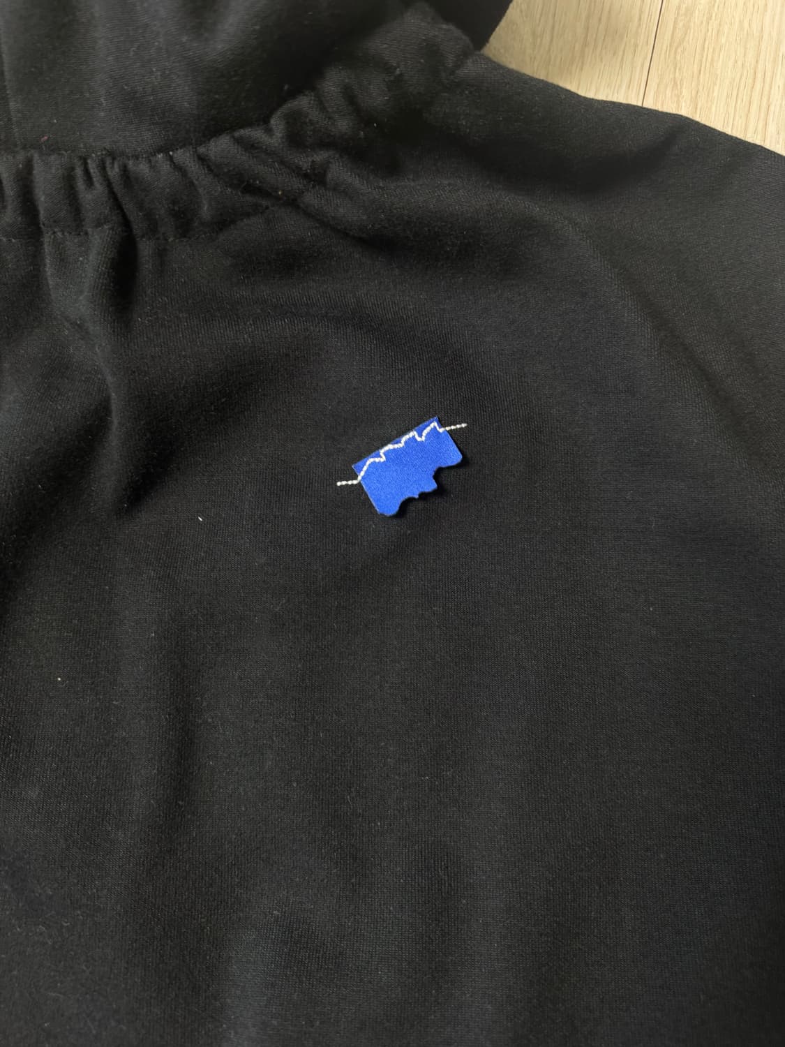 admore 아더에러 후드티 상품이미지2