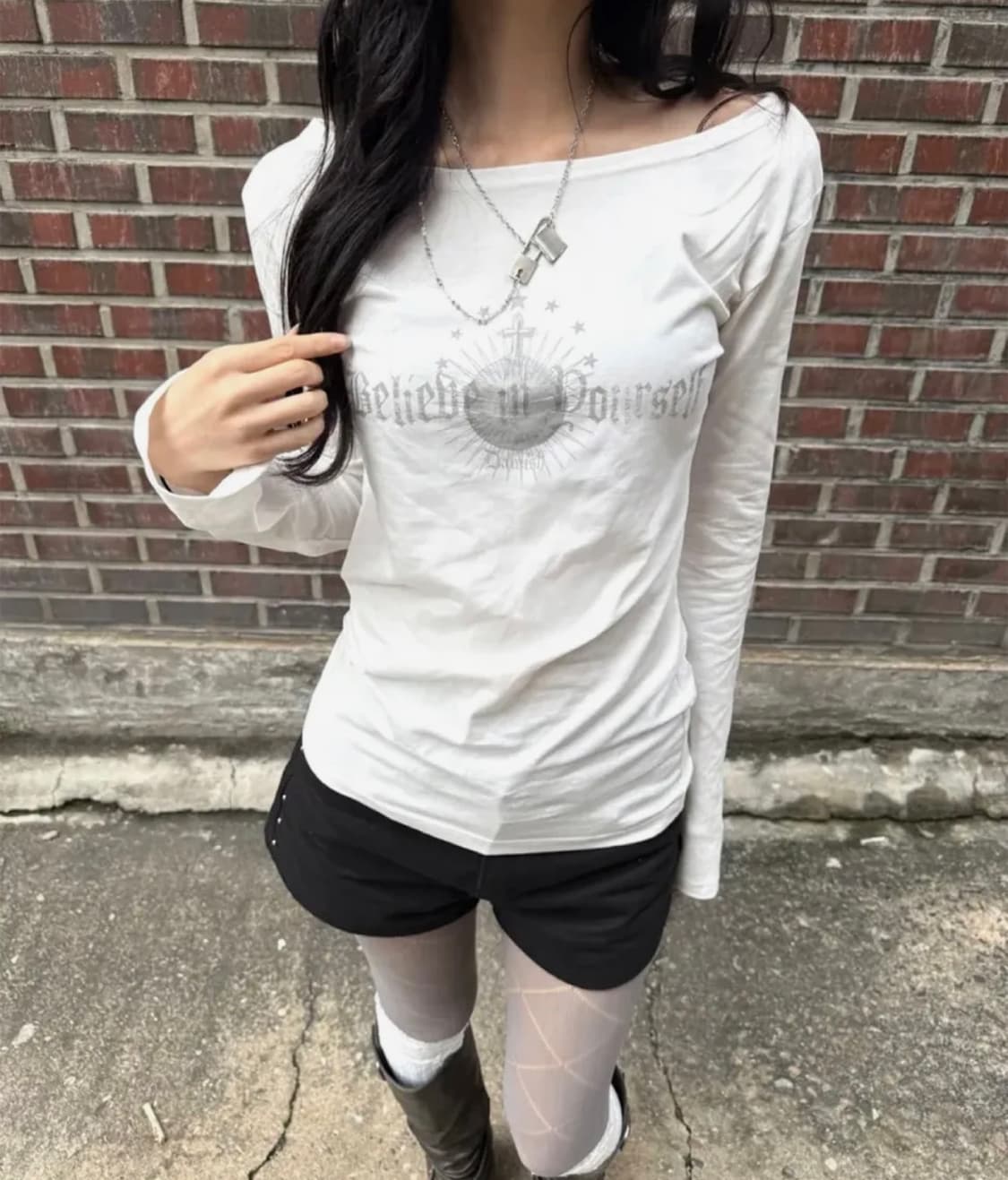 다미쉬 소버린 오브 레터링 롱슬리브_아이보리 상품이미지1