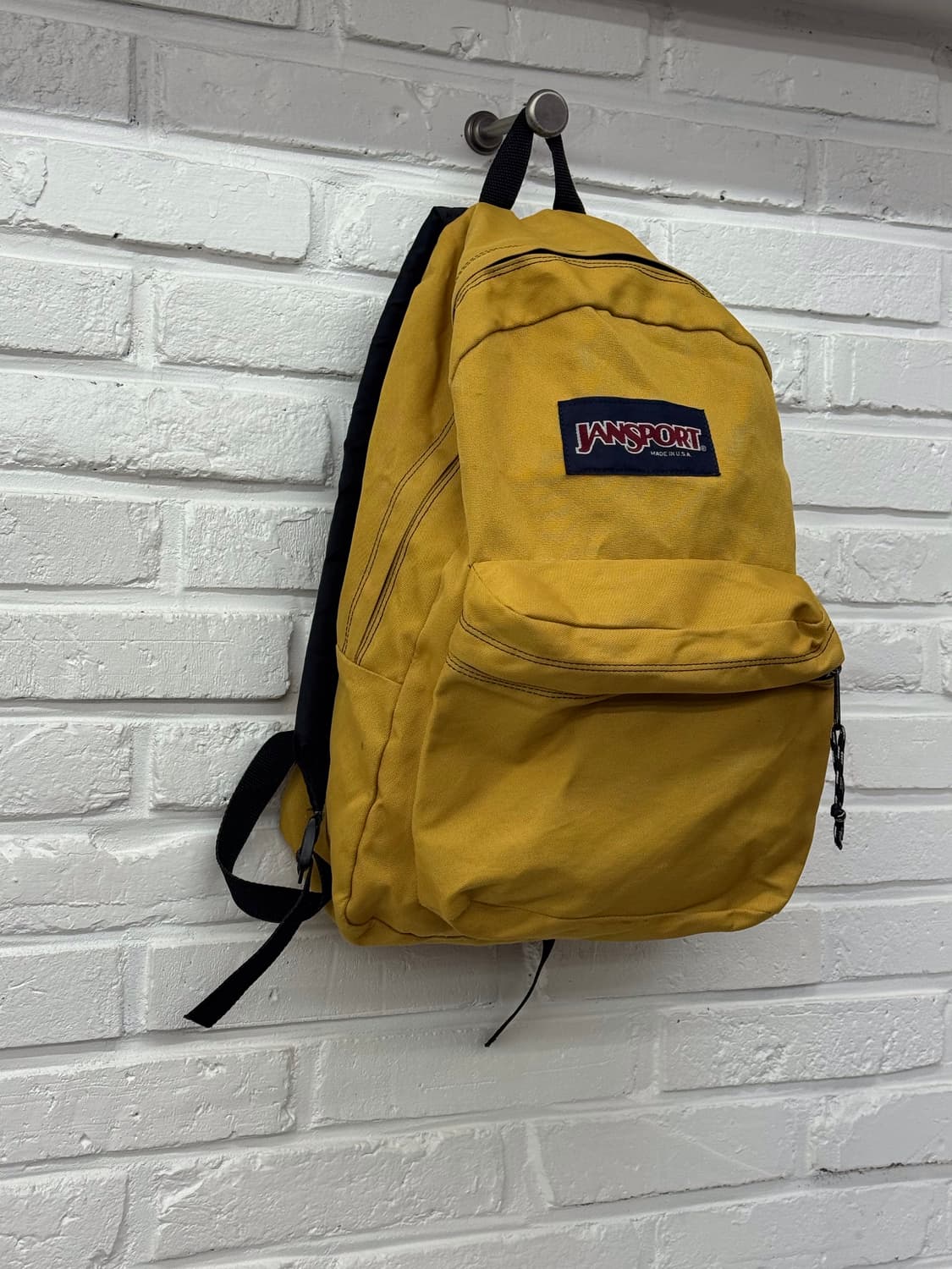 잔스포츠 옐로우 백팩 상품이미지4