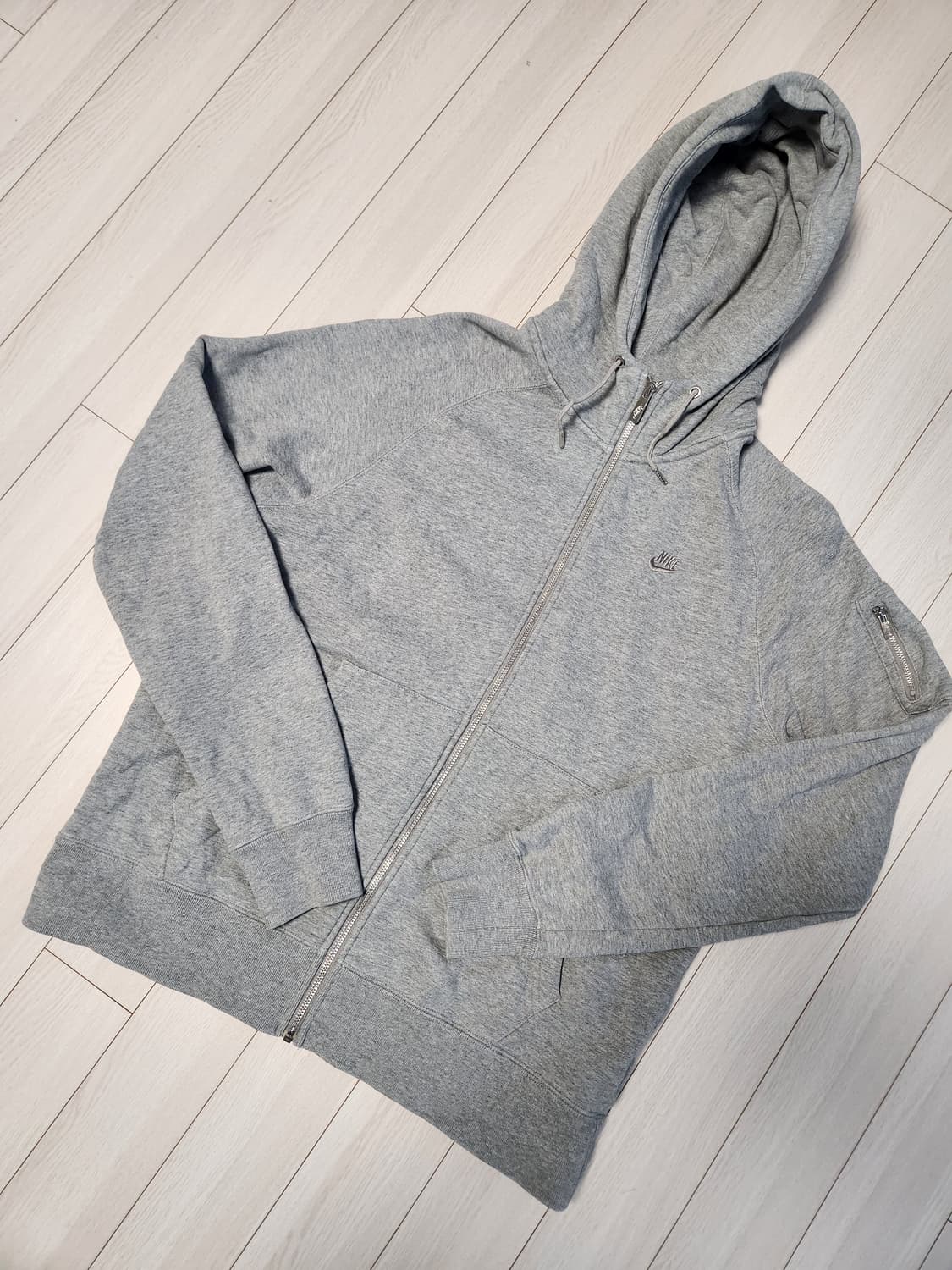 나이키 스타디움 후드 집업 (433145-063) 사이즈105(xl)

 상품이미지1