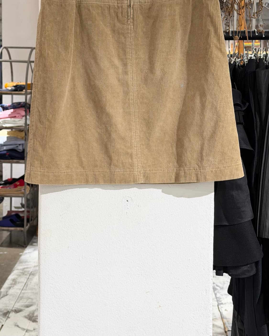 막스 마라 위캔드 베이지 코듀로이 버튼 포켓 스커트 상품이미지6