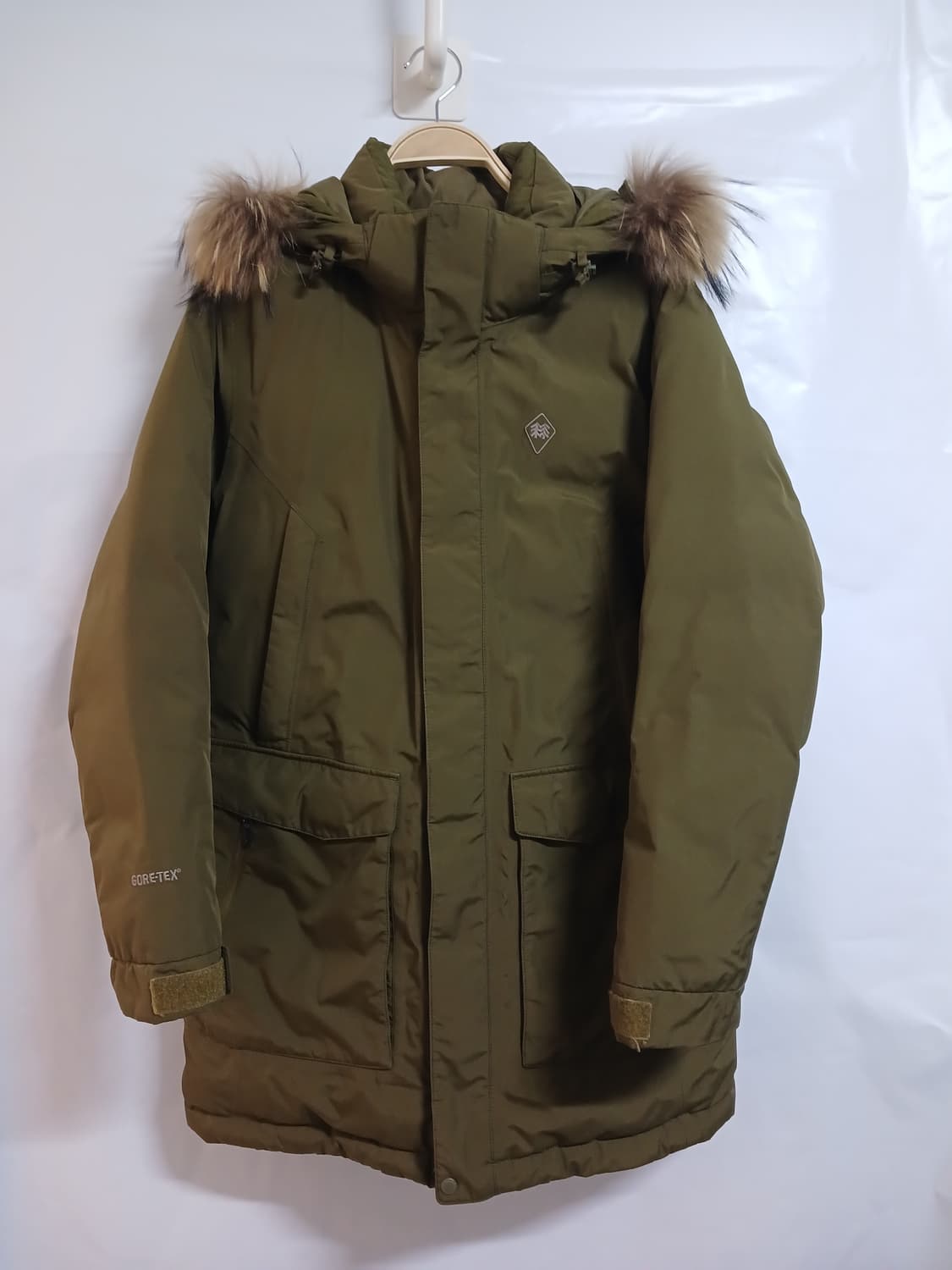 (95)코오롱스포츠 고어텍스 여성 다운패딩점퍼 카키 상품이미지1