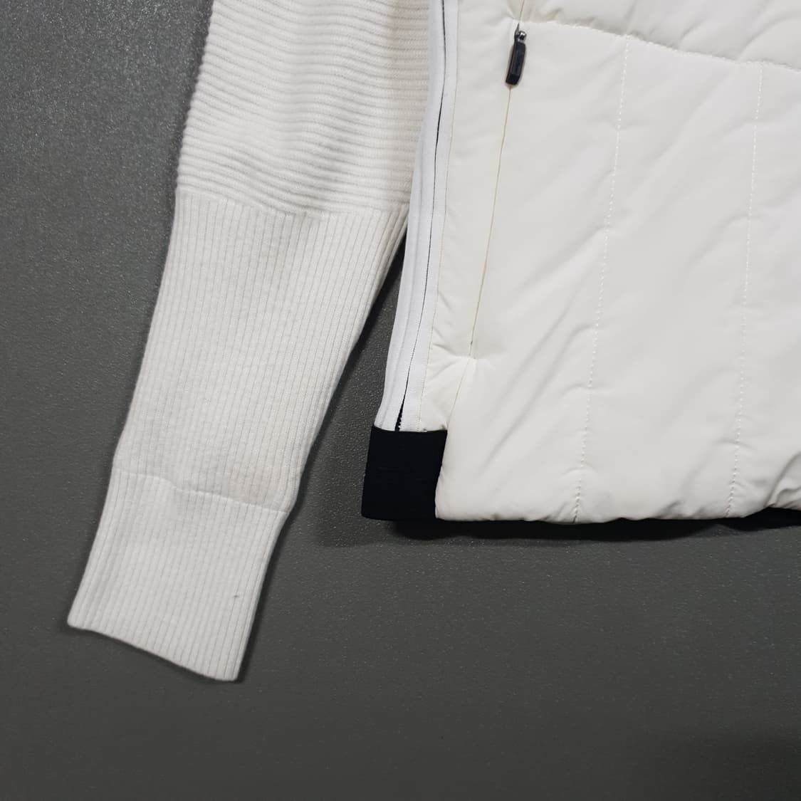 여성 M) 타이틀리스트 골프 니트 경량 패딩 다운 자켓 화이트 상품이미지3