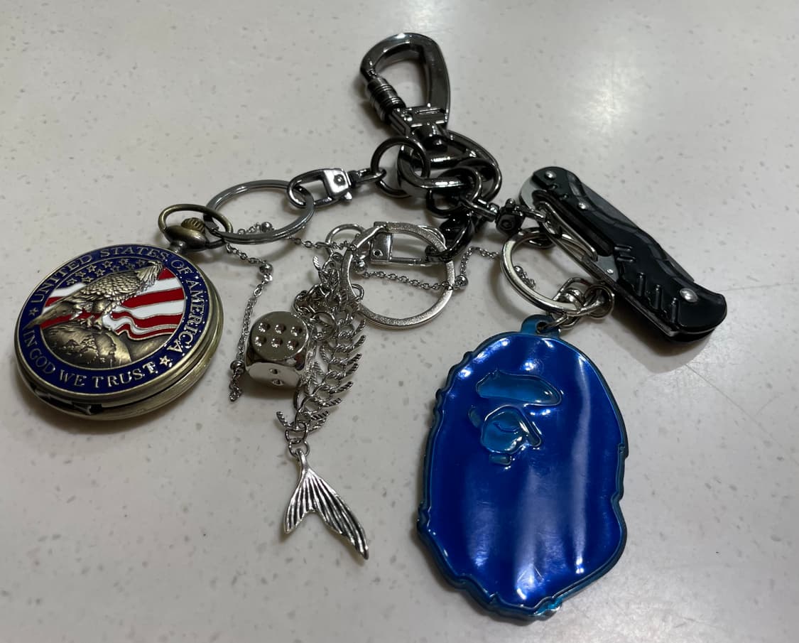 스칼렛또 키링 블랙+베이프 키링 (기타 키링들) 상품이미지1