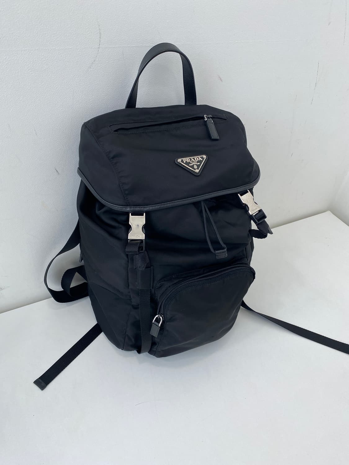 프라다 나일론 테수토 백팩 상품이미지1
