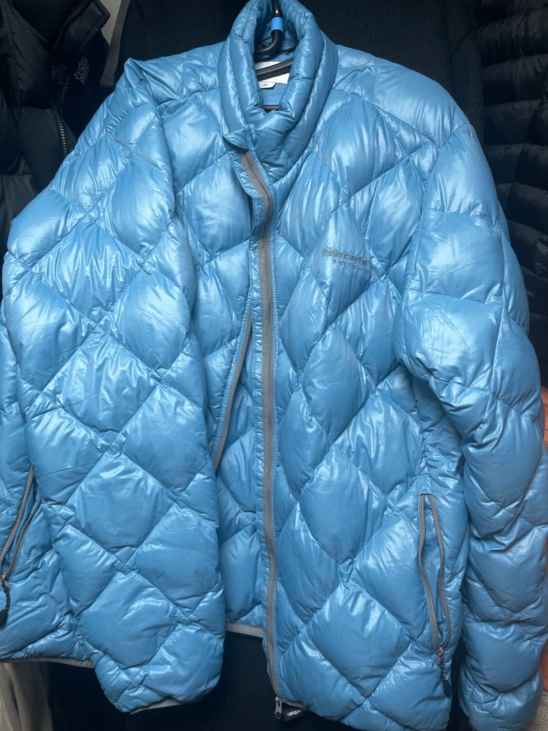 디스이즈네버댓 울트라 라이트 다운 xl 디네댓 패딩 경량 파카 블루 상품이미지1