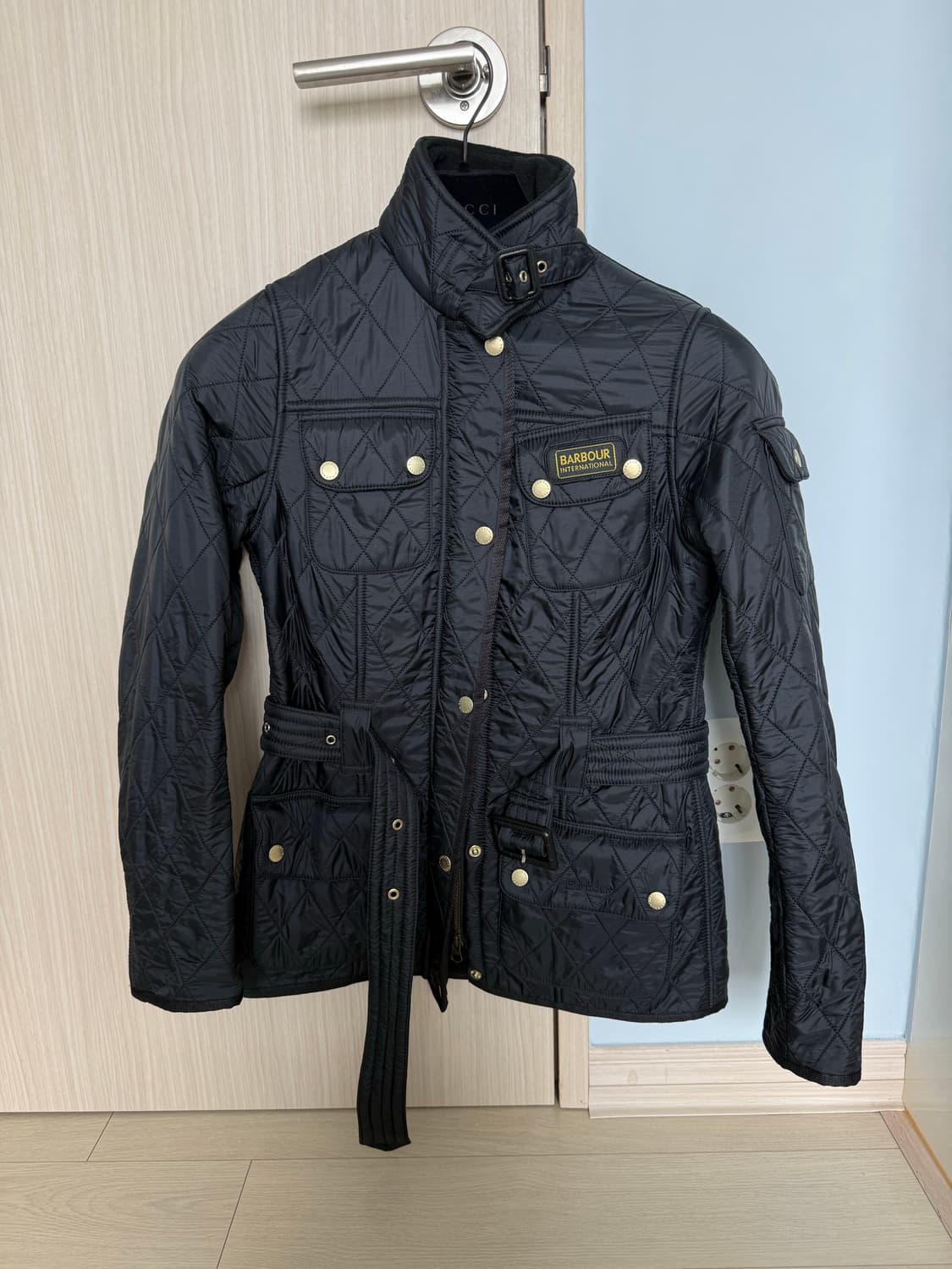 바버 인터내셔널 블랙 퀼팅 자켓 상품이미지3
