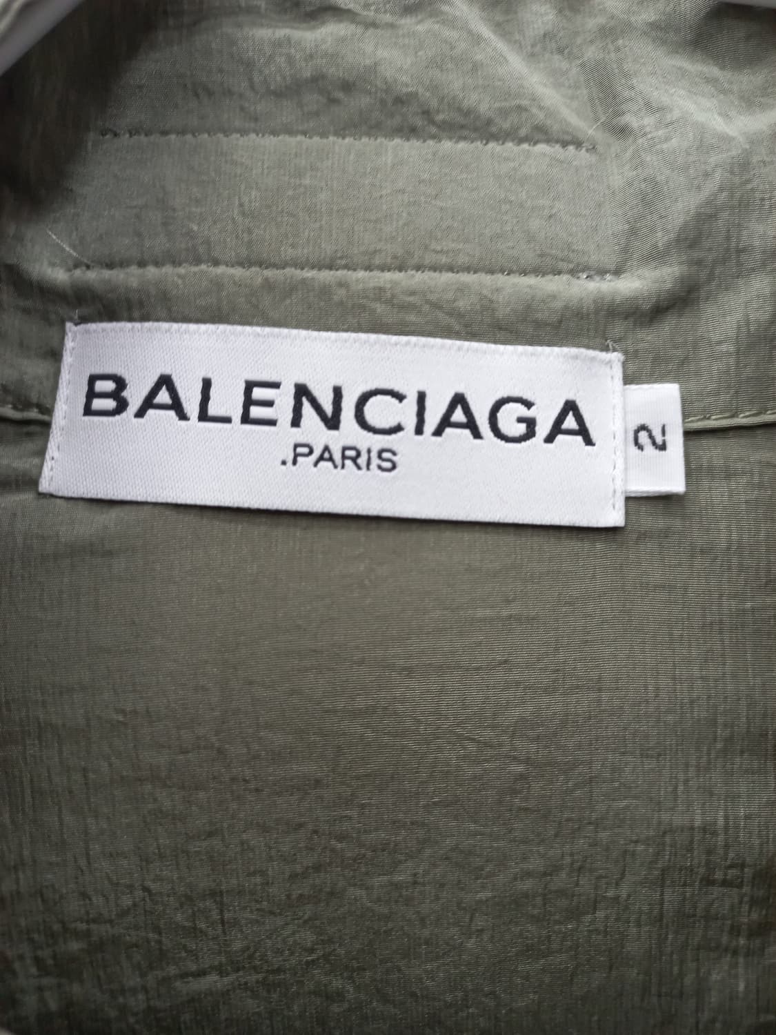 발렌시아가 반집업 올리브 그린 사이즈 남110 상품이미지1