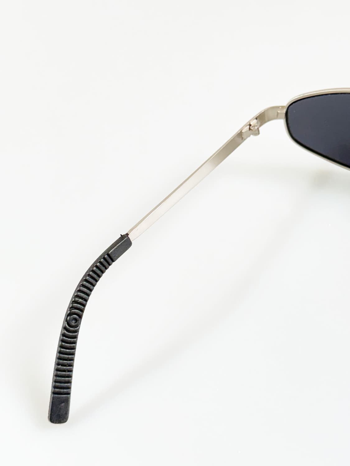 나이키 실버 메탈릭 오벌 프레임 빈티지 선글라스 상품이미지8