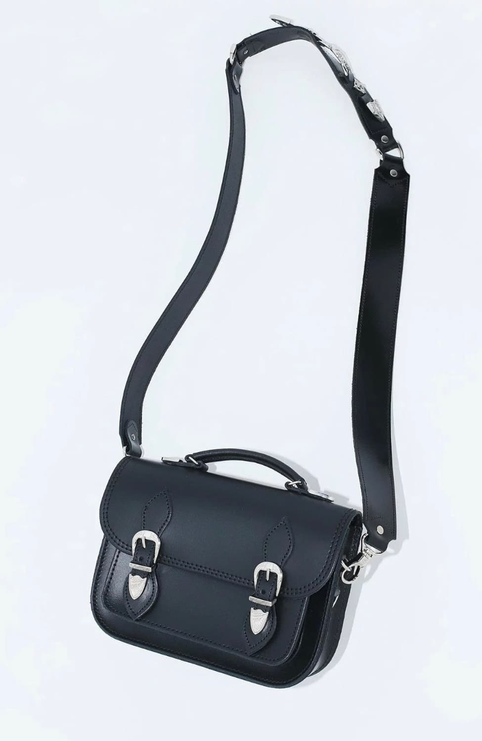 Toga X zatchels 토가 자첼스 크로스백 상품이미지2