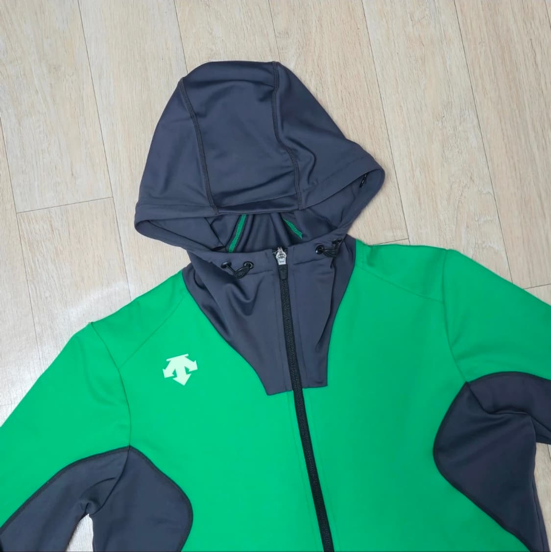 그린) 데상트 러닝 후드집업 져지 상품이미지2