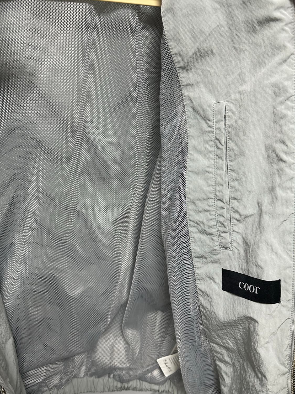 쿠어 20ss 바람막이 자켓 상품이미지3