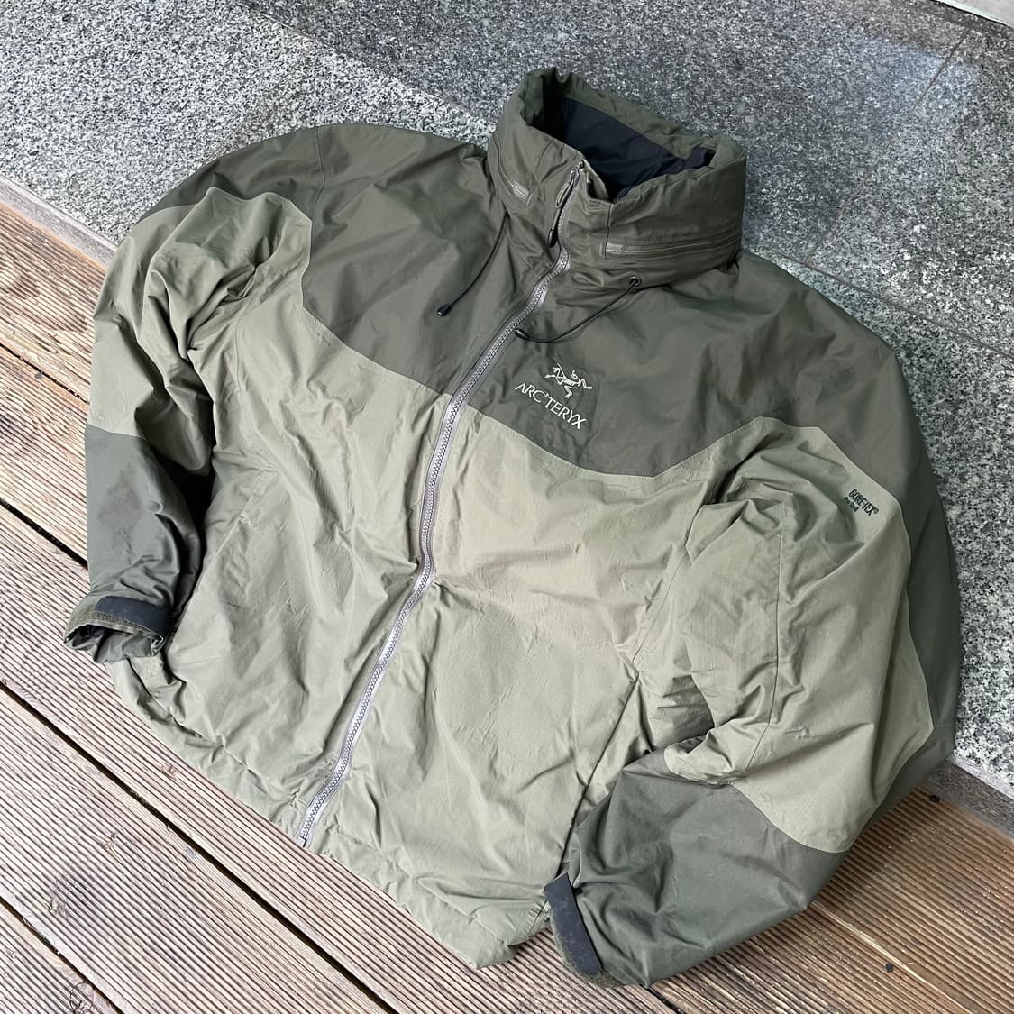 아크테릭스 피션 AR 고어텍스 자켓 상품이미지1