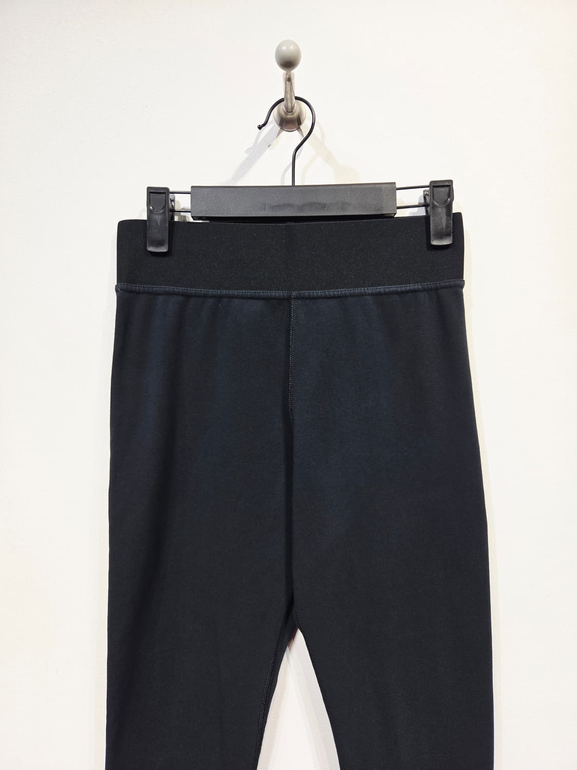 M(66). 나이키(NIKE) 스포츠웨어 빅로고 하이웨이스트 레깅스 블랙 상품이미지3