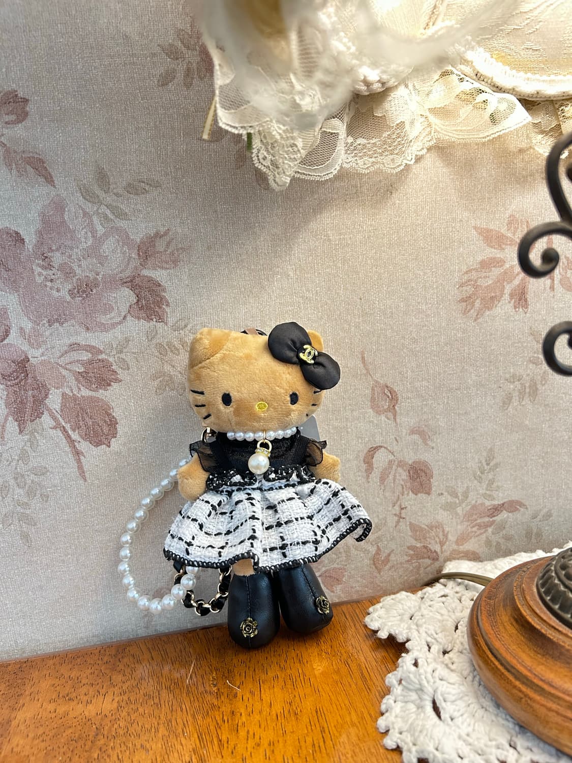 (2)롱다리키티 커스텀키링_ 🖤화이트 트위드 상품이미지2