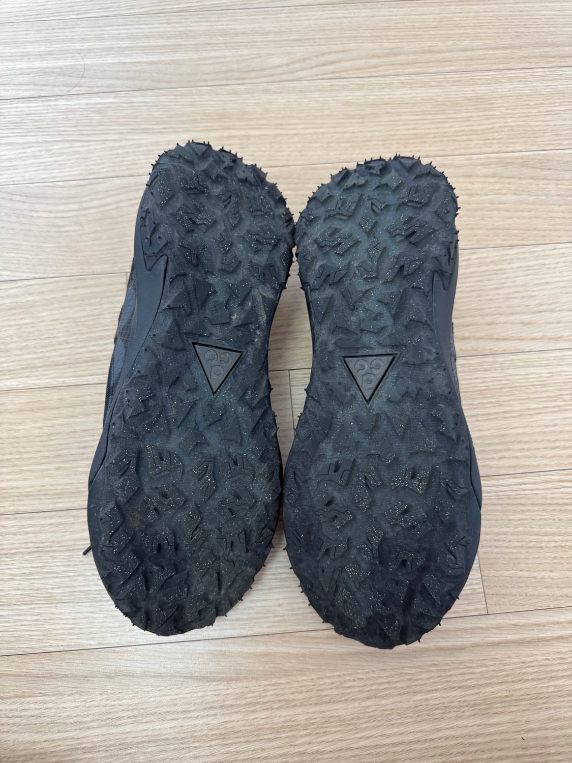 [팝니다] 나이키 ACG 마운틴 플라이 2 로우/275/블랙 상품이미지7