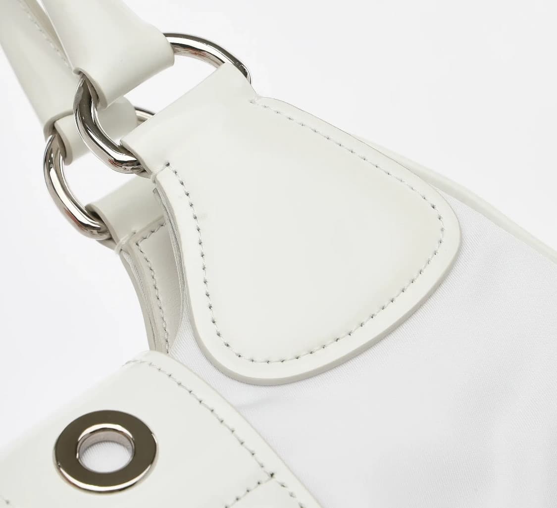 [S급] 프라다 문 리나일론 레더 호보 토트백 판매합니다!!! 상품이미지6