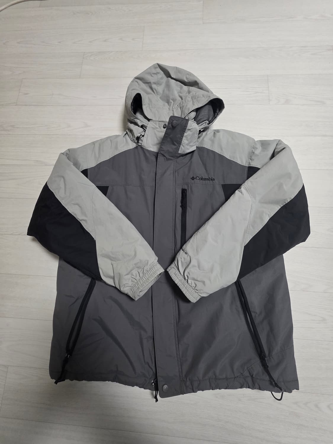컬럼비아 옴니 쉴드 마운틴 패딩 점퍼 105사이즈 상품이미지2