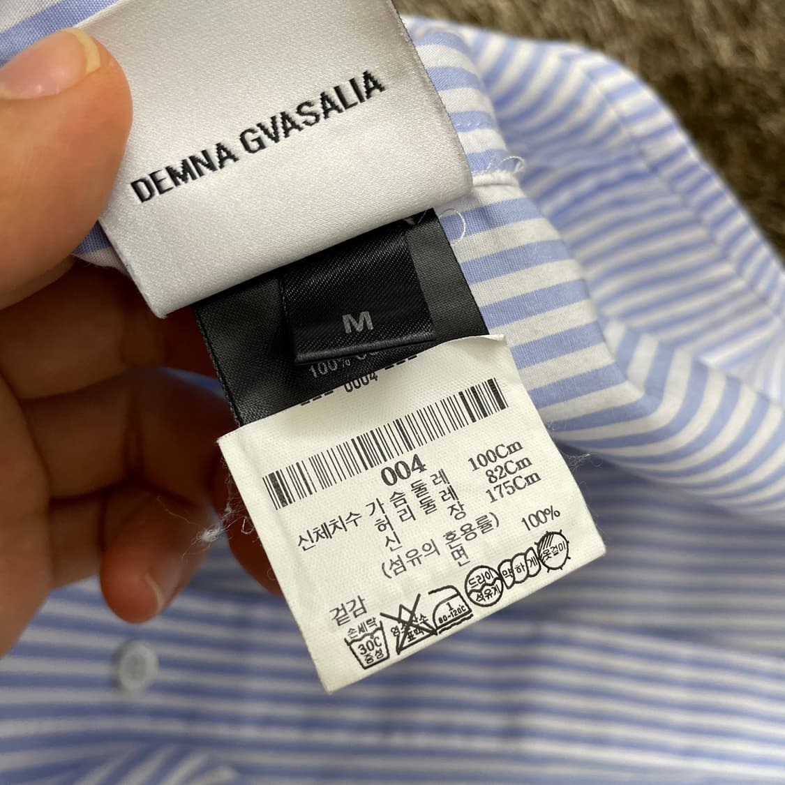 베트멍 VETEMENTS 백로고 메탈링 스프라이트 셔츠 M 상품이미지5