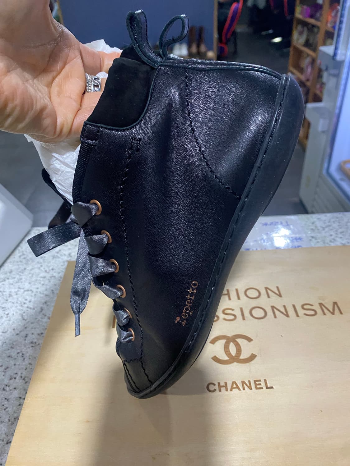 레페토 블랙 가죽 하이탑 스니커즈 38 상품이미지10