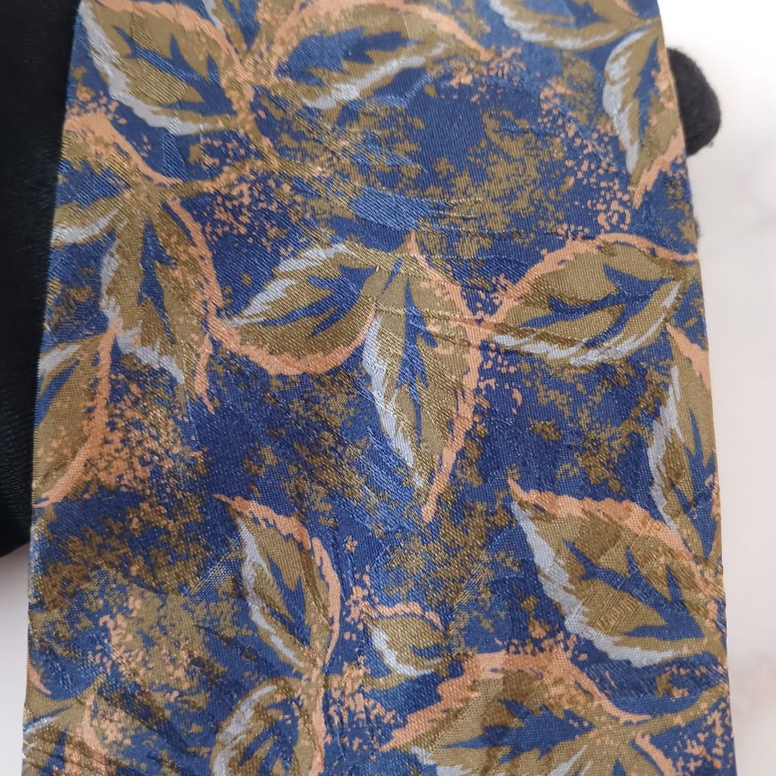 마루젠 실크 블루&다크그린 패턴 넥타이 8.6cm A+등급 A18960
 상품이미지5