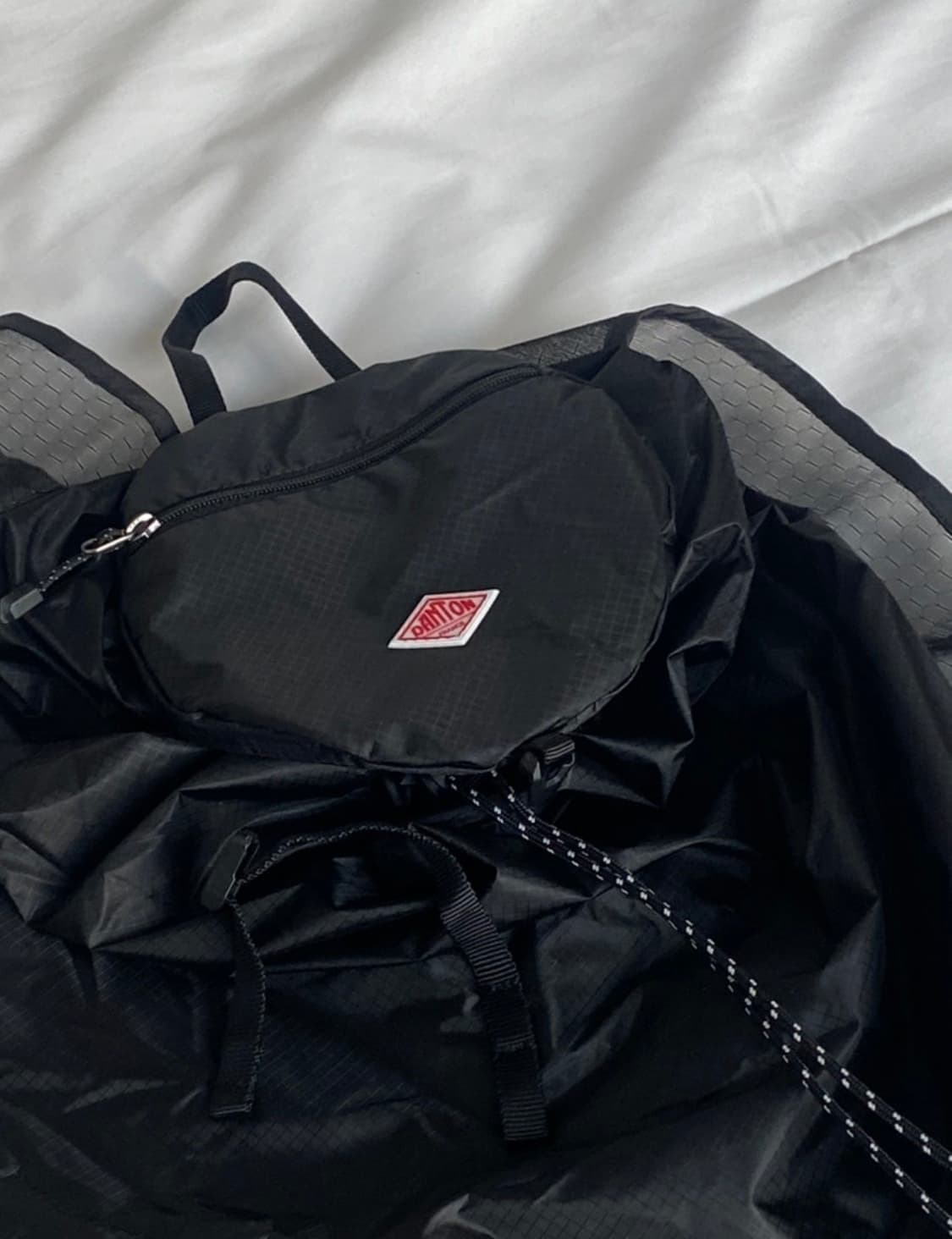 단톤 샤모니 15 백팩 블랙 상품이미지2