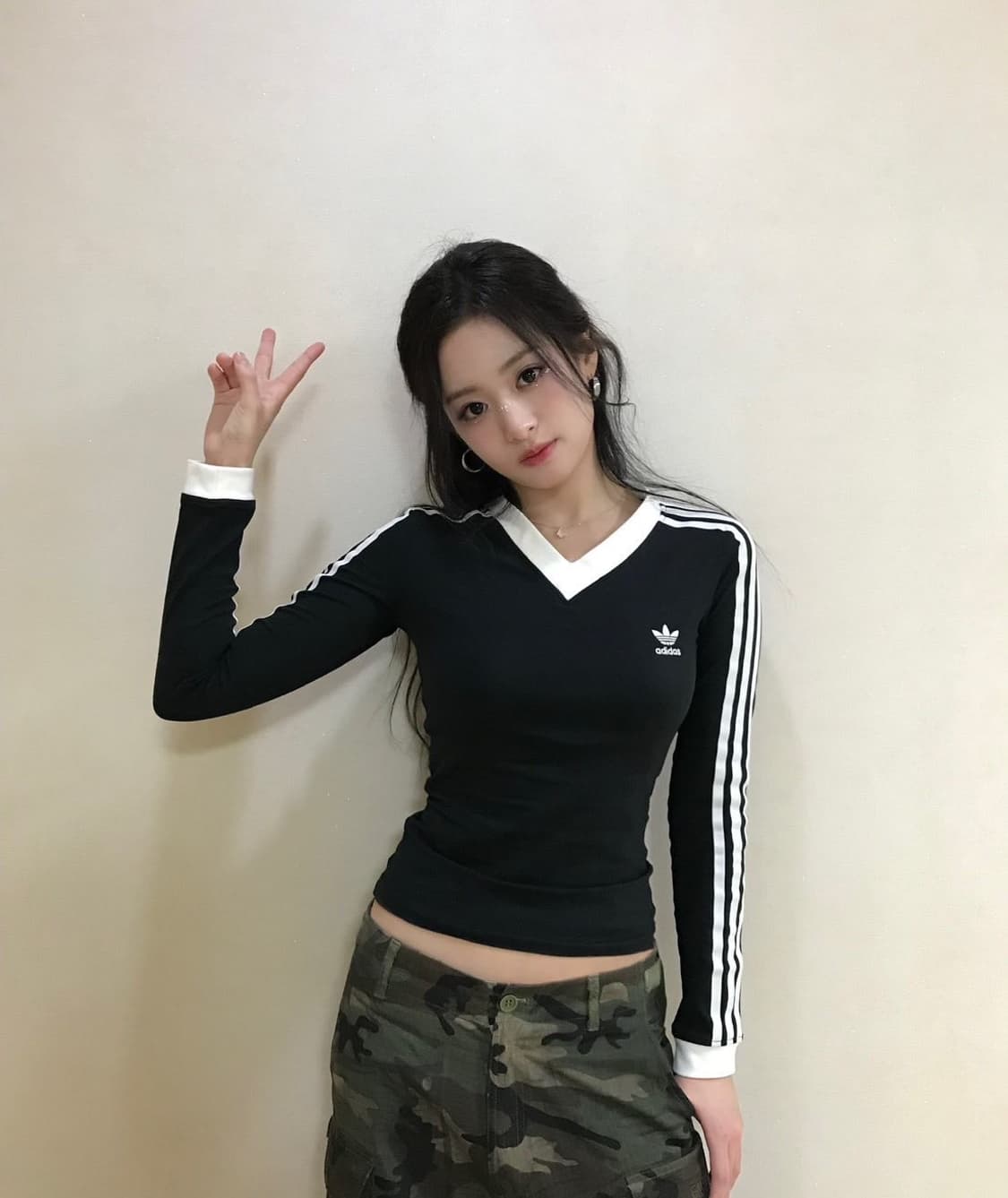 아디다스 브이넥 긴팔 티셔츠 롱슬리브 S 상품이미지1