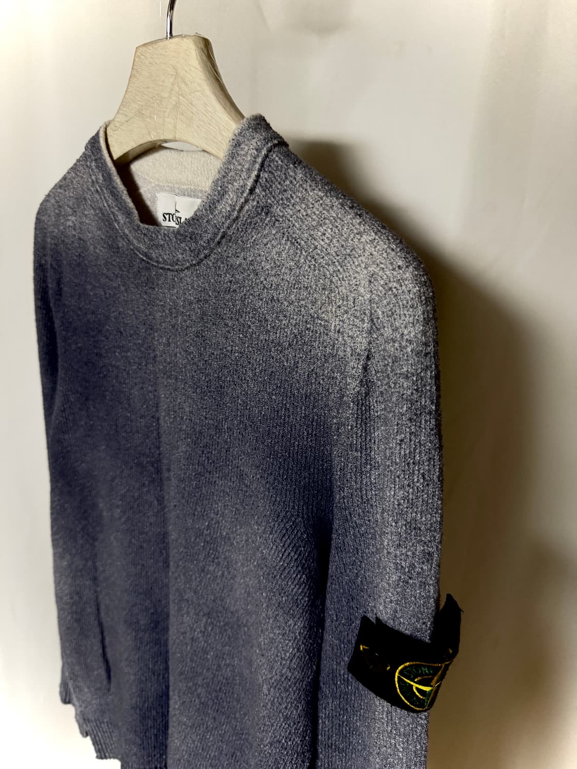 Stone Island 스프레이 워시드 니트 상품이미지2