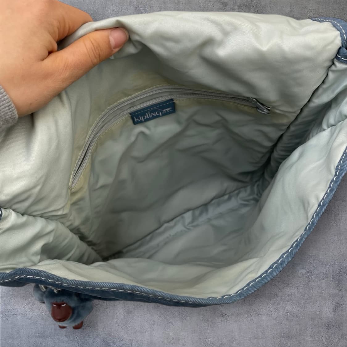 키플링 Kipling 라이트블루 멀티포켓 크로스백 상품이미지8