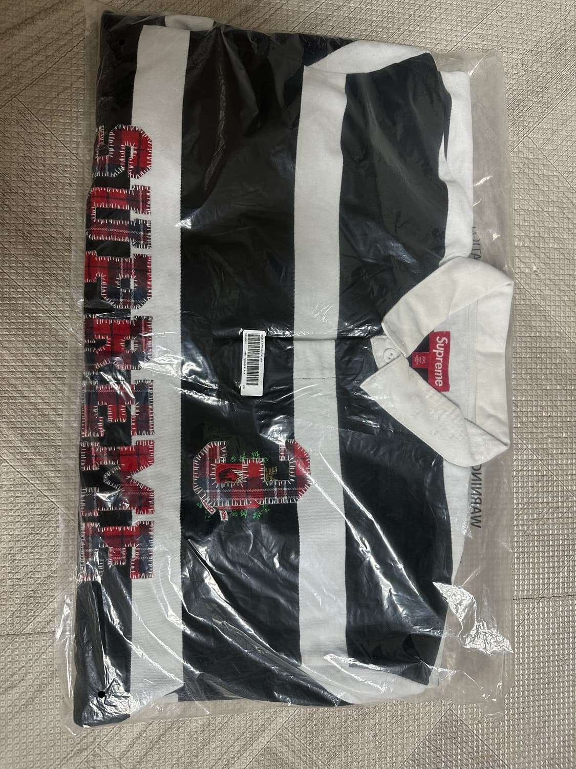 [2XL]슈프림 스트라이프 럭비티 블랙 -25fw 상품이미지4