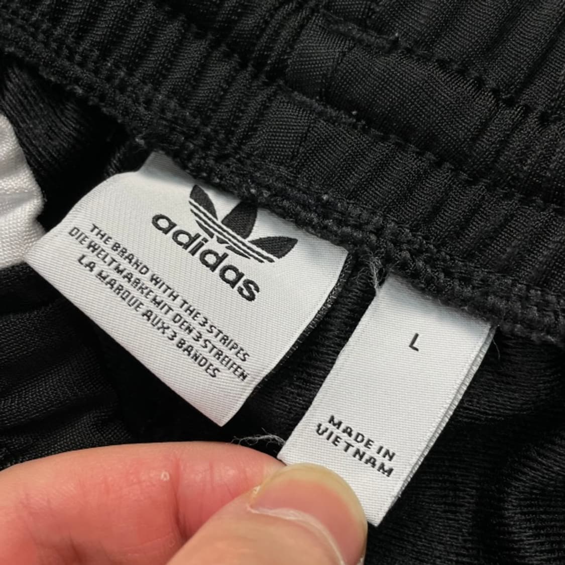 100 아디다스 아디브레이크 팬츠  상품이미지3