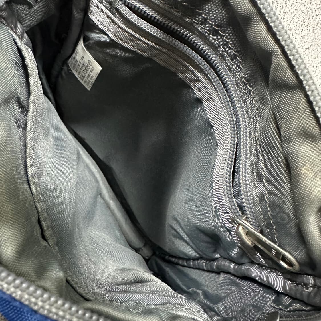 ✨ (바배) 노스페이스 미니 크로스백  상품이미지3