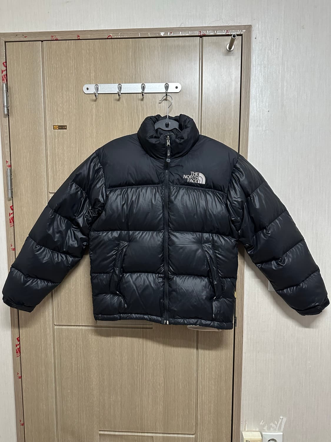 노스페이스 눕시 700 패딩 블랙 90 상품이미지1