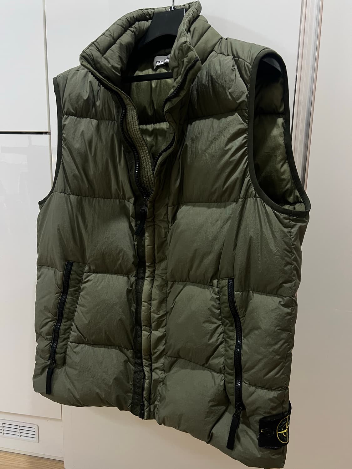 스톤아일랜드 크링클랩스 카키패딩조끼 xl 상품이미지1