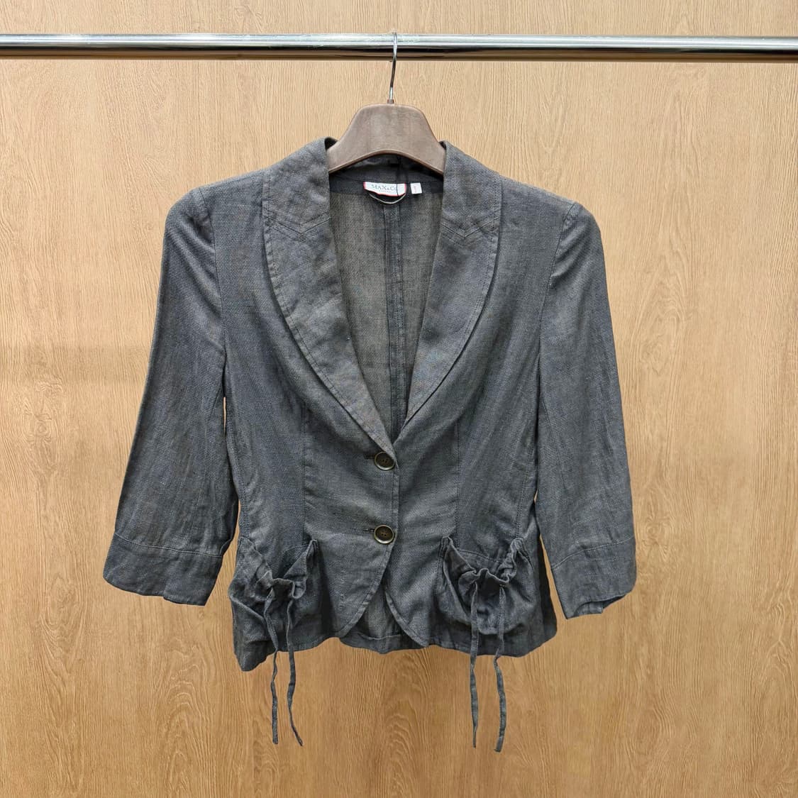 막스앤코 린넨 자켓 7부 소매 셔링 스트링 포켓 디테일 슬림핏 차콜 상품이미지2