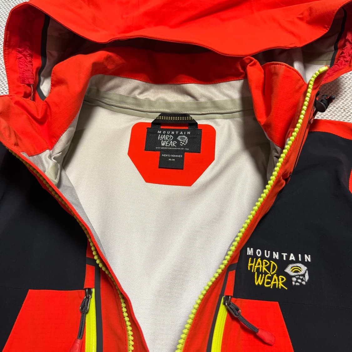 마운틴하드웨어 DRY.Q 바람막이 자켓 상품이미지4