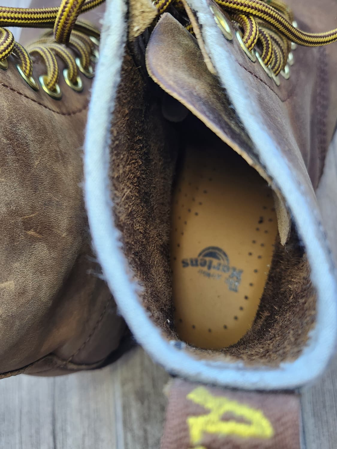 닥터마틴 1460 8홀 크레이지호스 (250) 상품이미지3