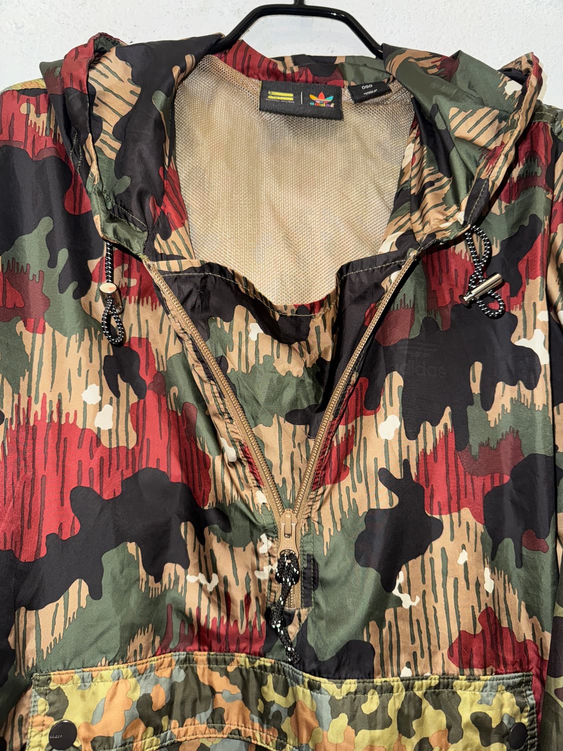 Adidas 아디다스 퍼렐 휴 카모 윈드브레이커 상품이미지5