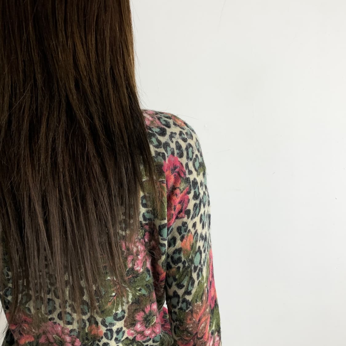 겐조 레오파드 플라워 패턴 알파카 브이넥 니트 상품이미지6