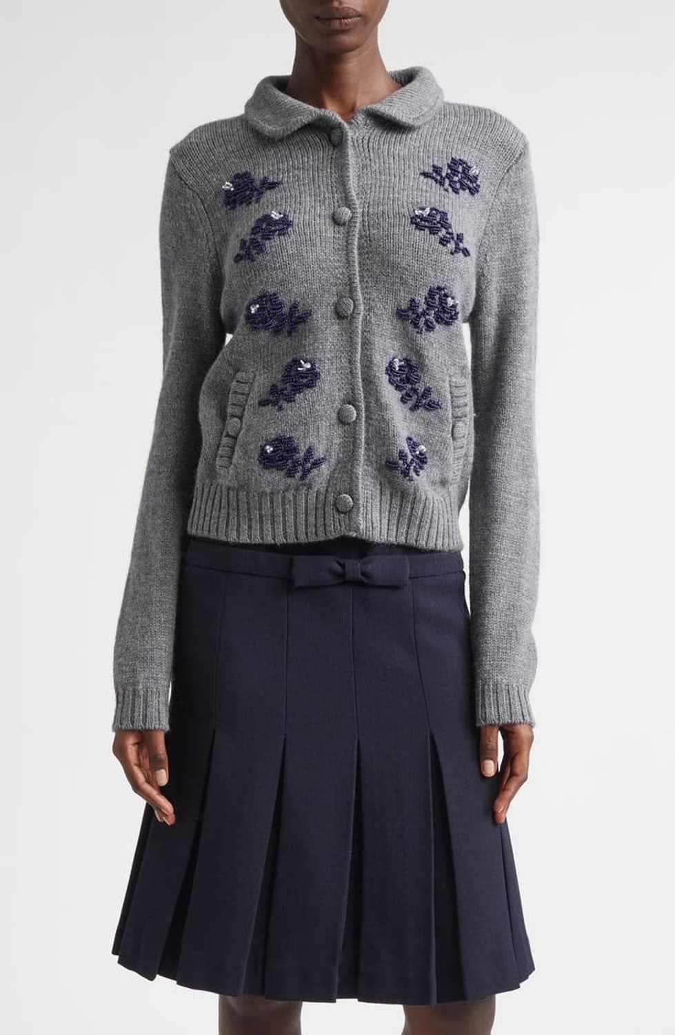 [8]슈슈통 25fw 자수 비즈 가디건/그레이 상품이미지3