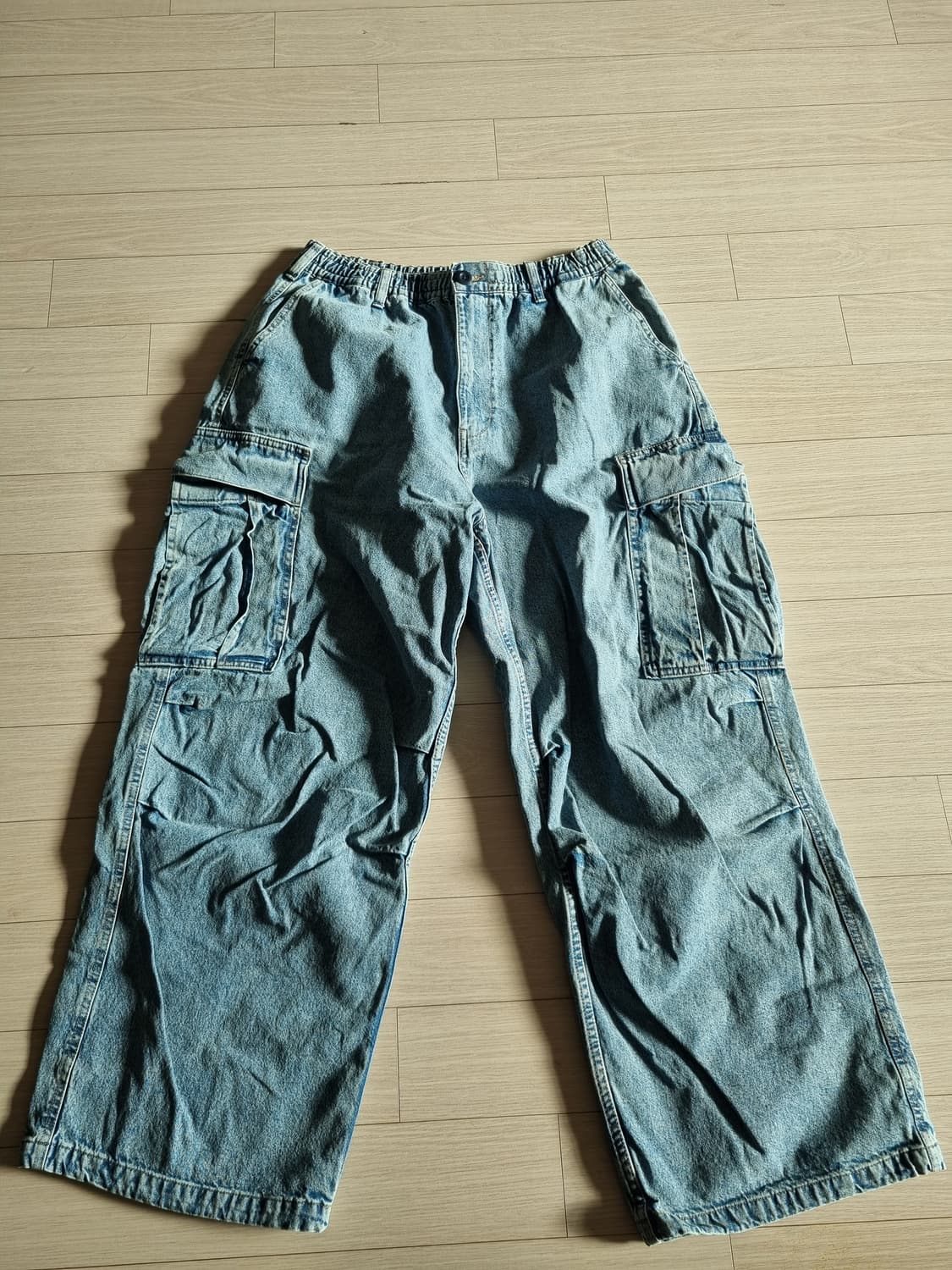 GU 슈퍼 와이드 데님 카고 팬츠 M 상품이미지5