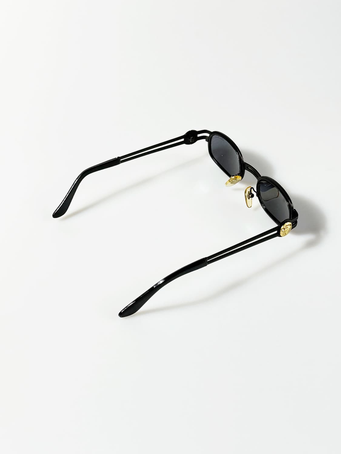 LOUIS SASA 블랙 골드 오벌 프레임 빈티지 선글라스 상품이미지5