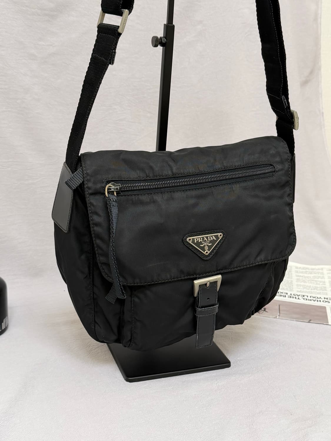 프라다 버클 크로스백 나일론 테수토 포코노 주우재백 상품이미지4