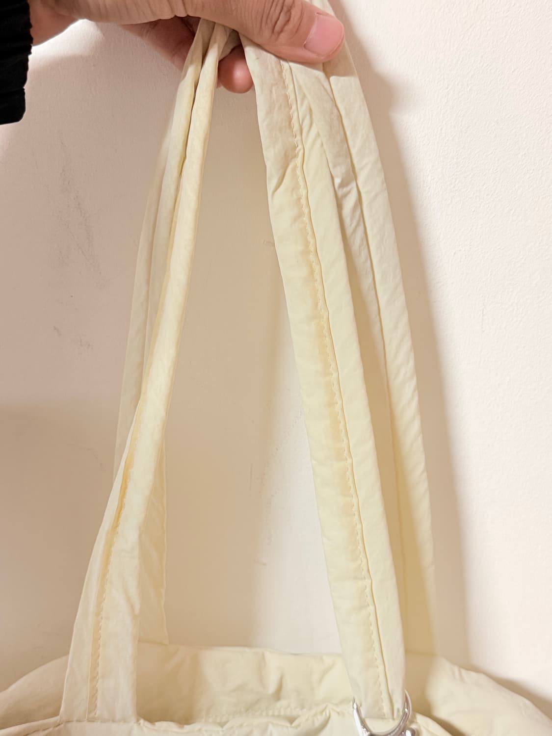 Lee 키치 나일론 숄더백 멀티포켓 크림 상품이미지5