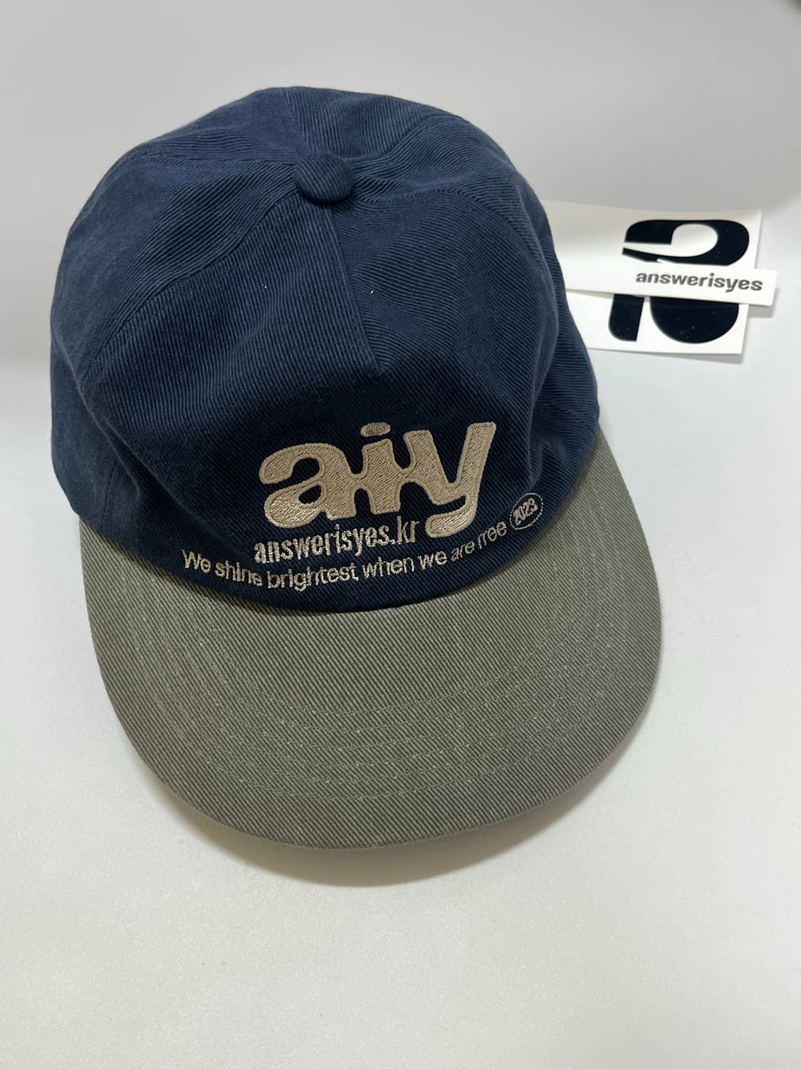 Answeris aiy letter two-tone cap navy 상품이미지1