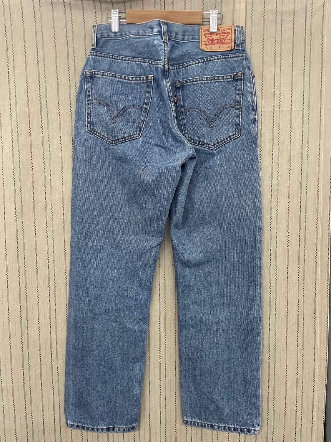 [32] Levi’s 리바이스 505  연청 컬러 레귤러 핏 빈티지 데님 상품이미지2