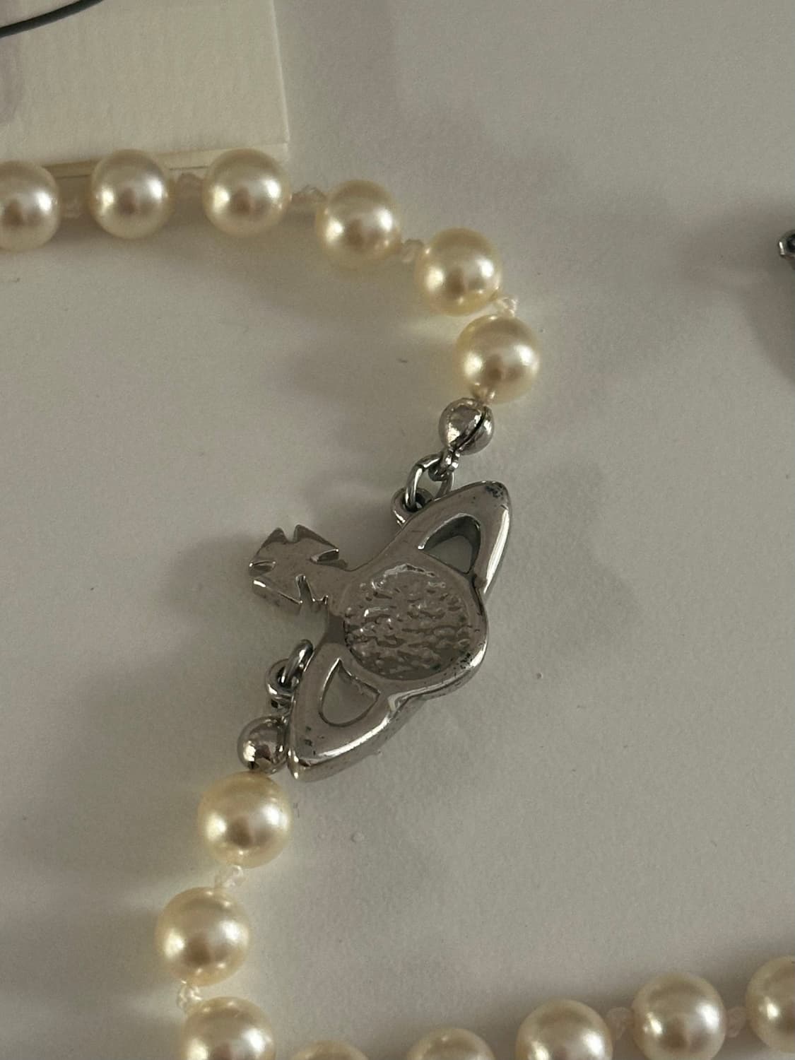 (풀박) 비비안웨스트우드 미니바스릴리프 진주 펄 초커 목걸이 상품이미지3