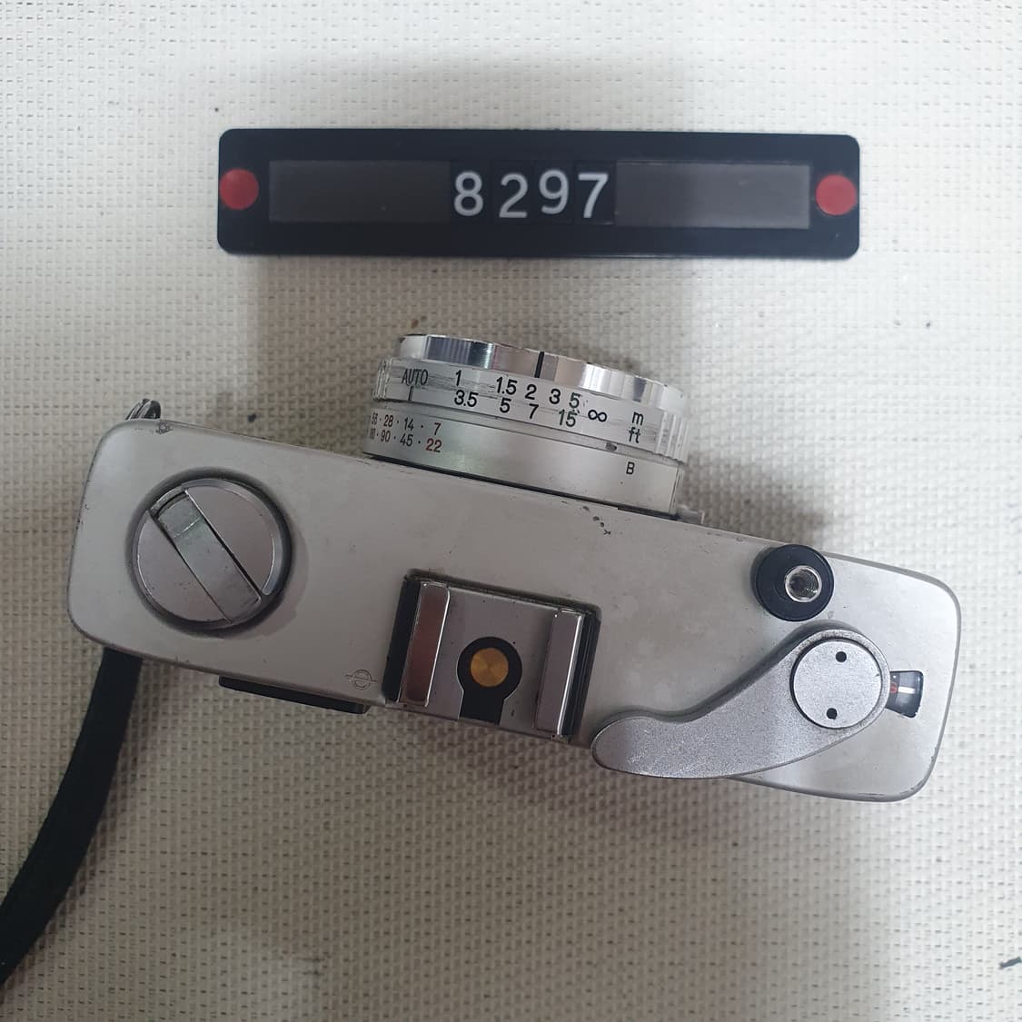 코니카 C 35 플래시매틱 필름카메라 실버바디 상품이미지2