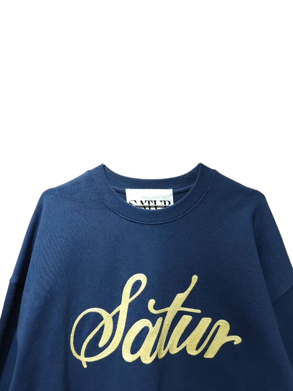 L/ SATUR 세터 더블린 언발란스 체인 자수 맨투맨 /1027 상품이미지2