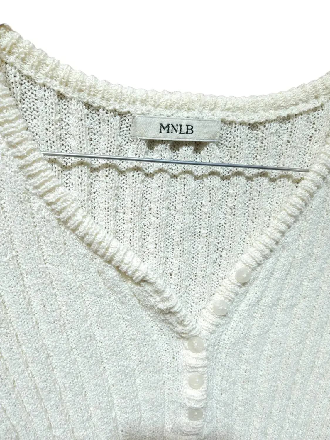 F/ MNLB 디어먼트 버튼 브이넥 부클 니트 /1031 상품이미지4